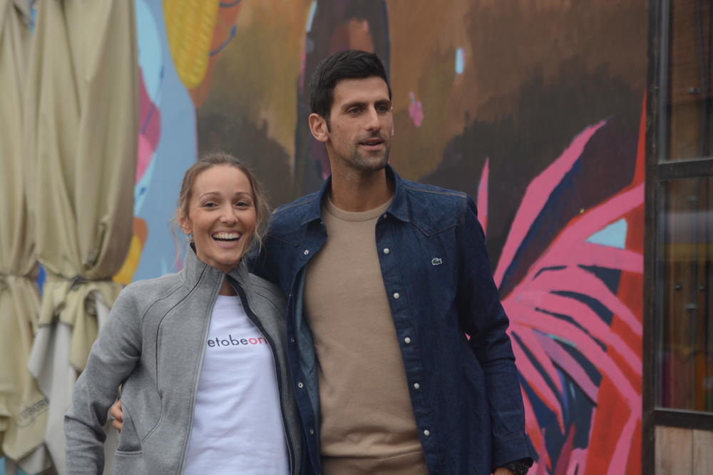 JELENA ĐOKOVIĆ PROZVALA AMERIKANCE: Objavila TVIT koji će ZAPALITI SVET!