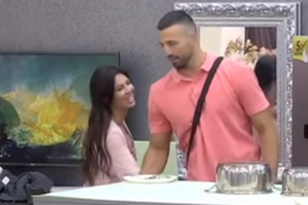 PROGRAM ZA ODRASLE USRED PODNEVA: Stanija uhvatila Vladimira za POLNI ORGAN pred svima, Crnogorac se prenerazio!