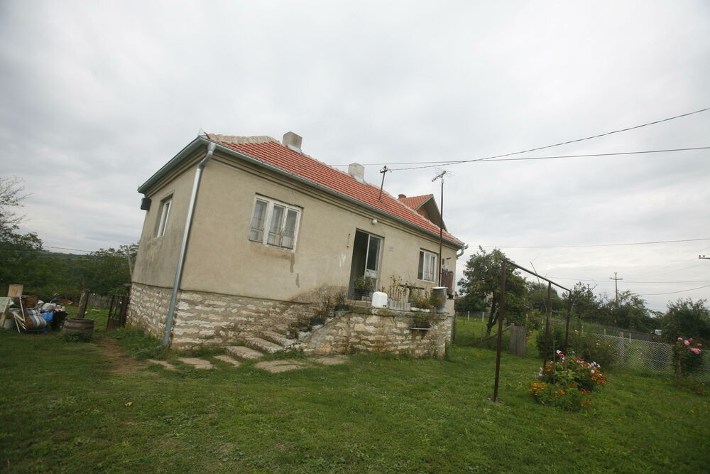 kuća na selu / Ilustracija