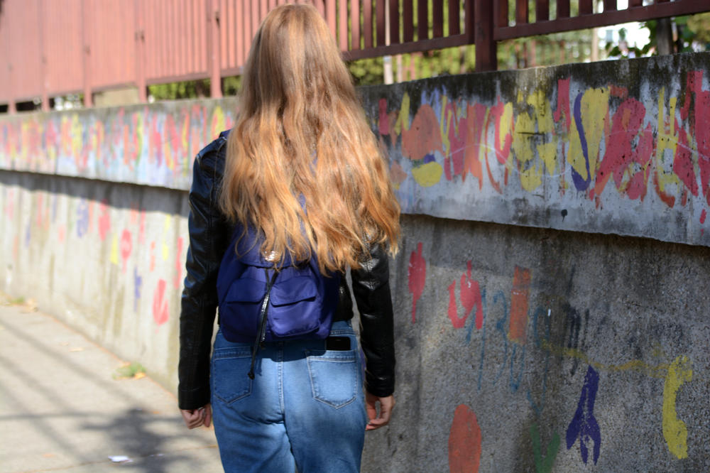 HOROR! Oteo devojčicu (13), nedeljama je silovao u podrumu, razvila je 1 sindrom i ostala trudna!