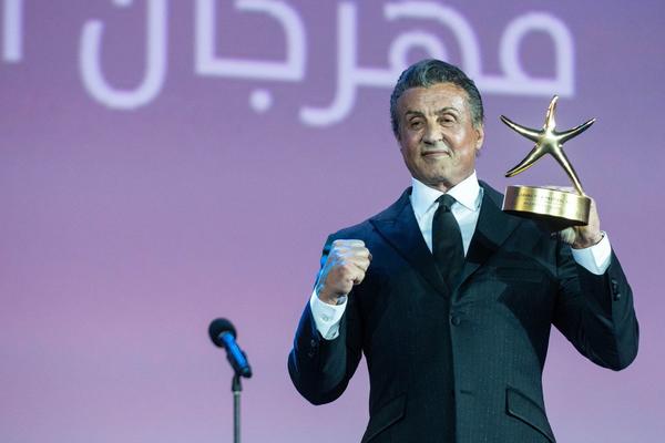 STALONE KAO DŽON VEJN: Prve fotografije sa snimanja petog dela Ramba (FOTO)