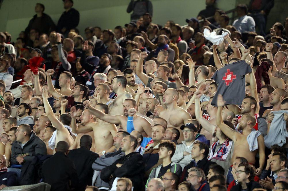 OSTRVILI SE NA ZVEZDU I DELIJE: UEFA opet udara na crveno-bele zbog dešavanja na stadionu u Parizu!