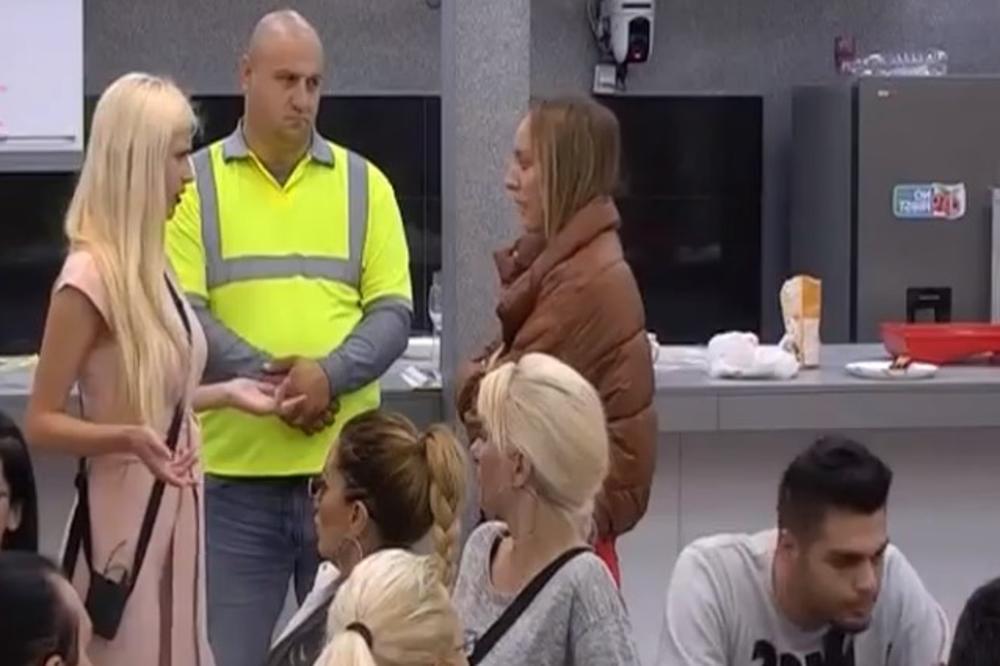 DOROTEA UDARILA LUNU GDE JE NAJSLABIJA: Svi su zanemeli zbog blogerkine reakcije! (VIDEO)