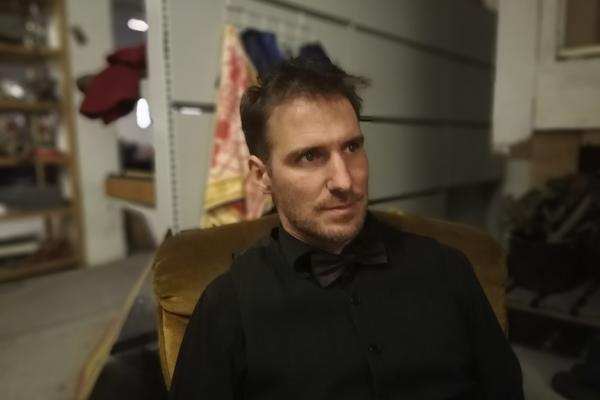 ŽAN-BATIST DEMARINJI: Grandž pozorište u srcu industrijske zone