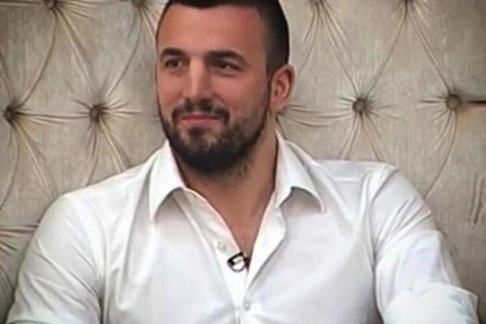 VLADIMIROV BROJ KRUŽI INTERNETOM: Ljuba počela s osvetom! Sve objavljeno! (FOTO)