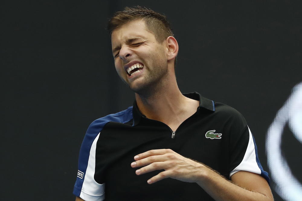 KRAJINOVIĆ UMALO DO SENZACIJE: Srpski teniser izgubio od Federera posle 2 sata borbe!