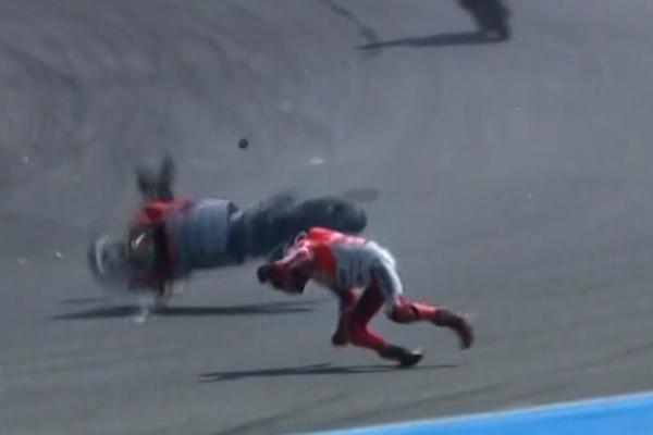 NE SMEMO NI DA POMISLIMO ŠTA BI BILO DA JE PAO NA NJEGA: Španac leteo u nebo, a motor se raspao u paramparčad!