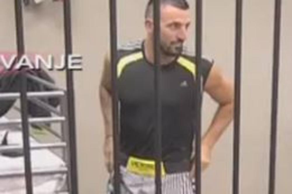 NAJJEZIVIJA SCENA IKADA U RIJALITIJU! David vrišti, Vladimir zabo Aleksandru u glavu, odmah izbačen! (VIDEO)