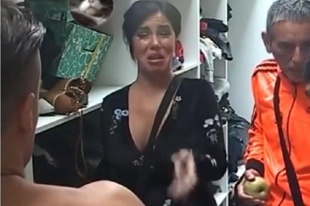 NJEGA NIJE MOGLA, ALI JE ZATO NABOLA NJEGOVU DEVOJKU: Nova tuča u Zadruzi! Aleksandra napala Staniju! (VIDEO)