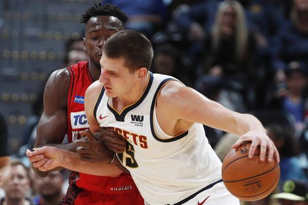 JOKIĆ BIO OČAJAN, A TRENER BESAN! Meloun raspalio po Nikoli i ostalim zvezdama: Ne znam šta čekate?!