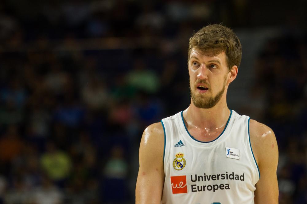 ZAMALO PUNA GODINA PATNJE I BORBE: Posle 351 dan pauze konačno zaigrao Ognjen Kuzmić!