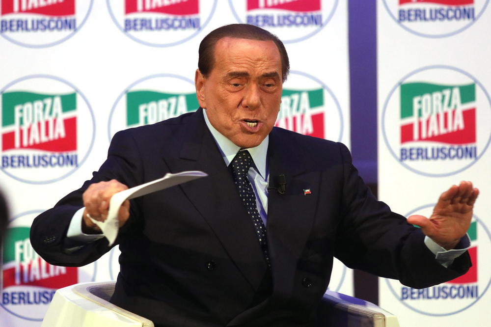 NEĆE MOĆI KAO ŠTO JE BILO U MILANU: Berluskoni zabranio igračima tetovaže, brade... Sve će da ih šiša jedan frizer!