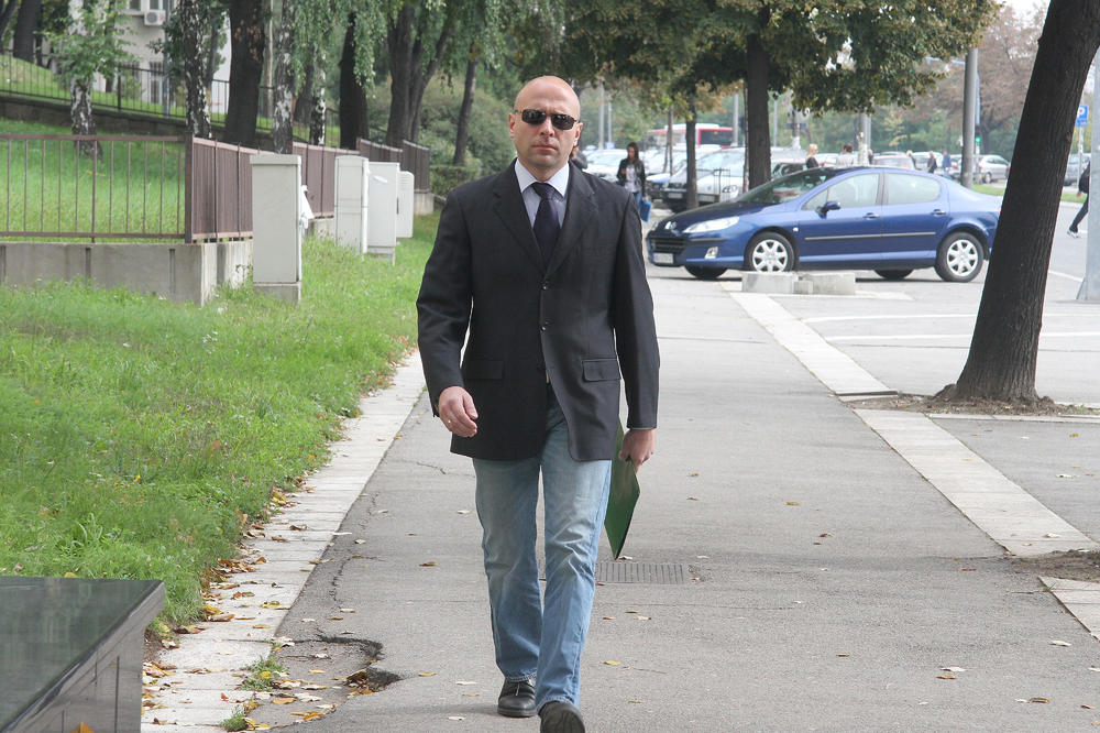 DRŽAVA MORA DA ISPLATI MILIJARDE: Poljoprivrednicima OGROMNE PARE zbog lažnih obećanja bivšeg ministra!