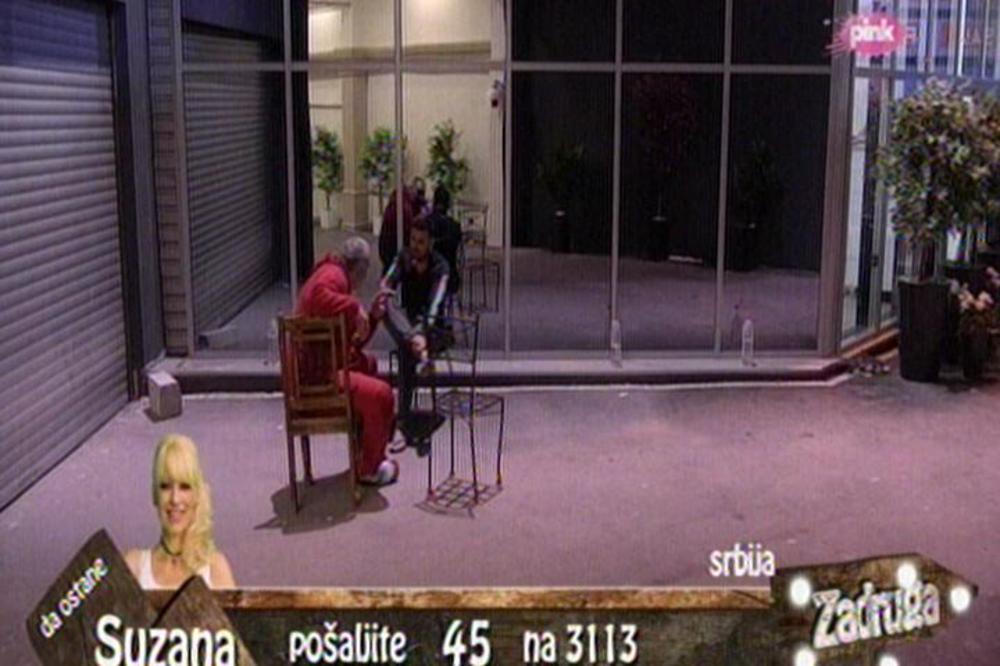 MIKIJA UPOZORIO PRIJATELJ: Bora je go*no od čoveka! (VIDEO)