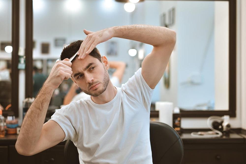 SAMI NAPRAVITE FRIZURU KAO PROFESIONALAC: Pratični trikovi  za dame i muškarce koji će vas oduševiti