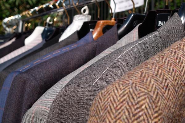 DOLAZI ZIMA I MORATE DA OPERETE JAKNU? Na ovaj način to uradite u KUĆNIM USLOVIMA