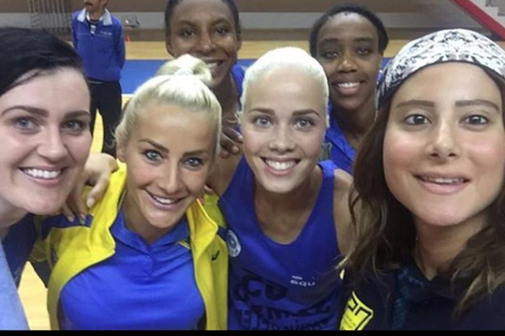 DABOVIĆKA UGREJALA JESEN U SRBIJI: Radila sam ONO sa saigračicom, najviše volim otpozadi i da - snimala bih se!