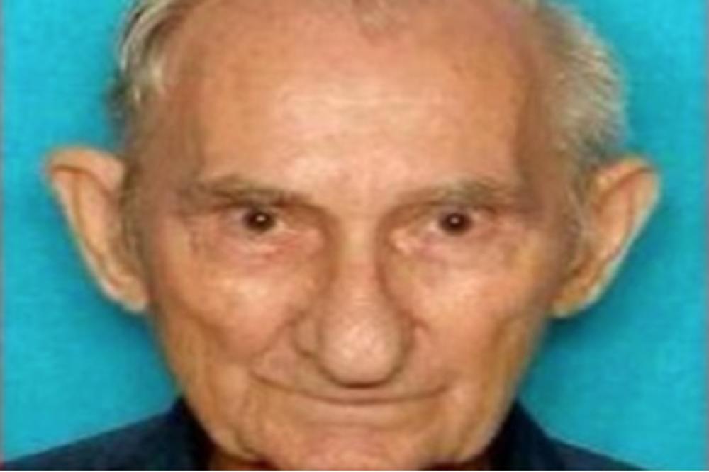 OVO JE PRAVI ŠOK: Starac od 87 godina OŽENIO devojku (22), a ono što se desilo PRVE BRAČNE NOĆI tera na bes!