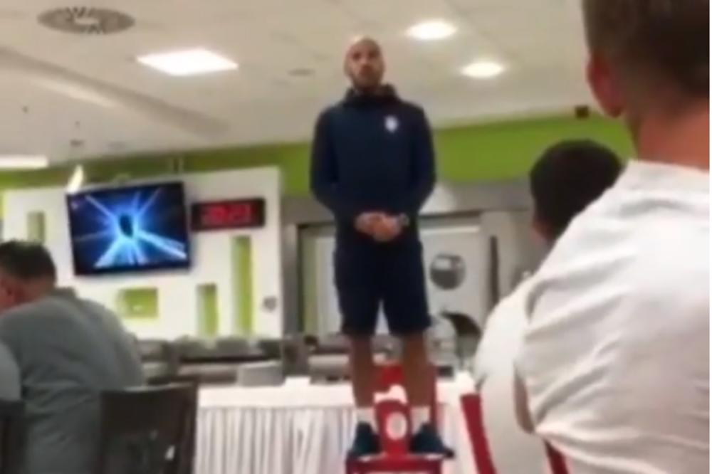 SVAKO JE MORAO, PA TAKO I MILETIĆ: Novopečeni reprezentativac Srbije se popeo na stolicu i zapevao Šabana!