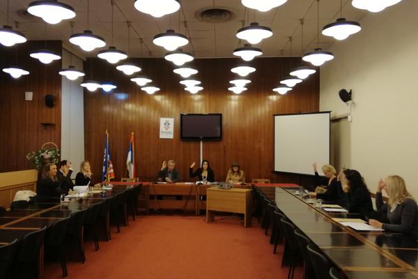 Usvojena inicijativa za podizanje spomenika Vasku Popi