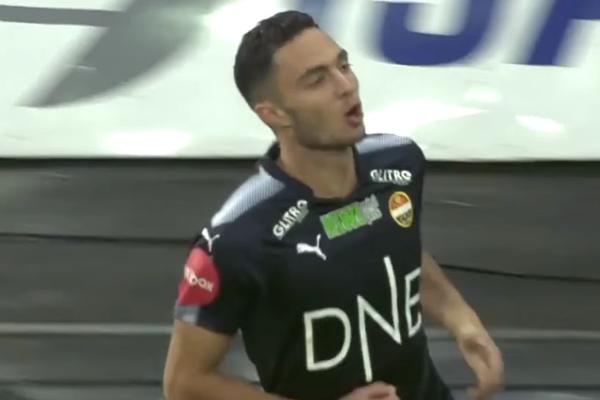 PRESEO MU DOLAZAK U HAJDUK: Prvo ga opljačkale devojke koje je priveo u stan, a sad mu razbijen automobil!