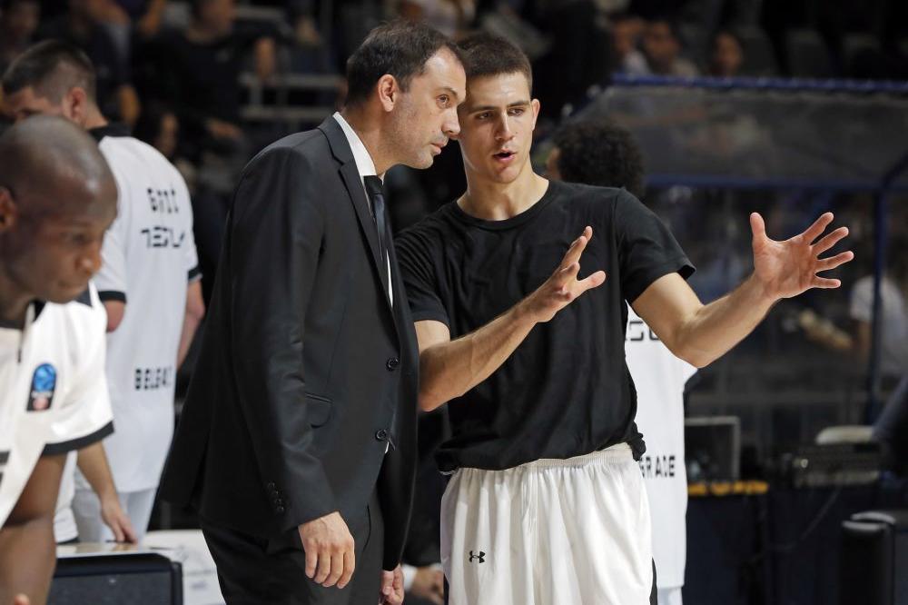 Potpisao Nenad Čanak!