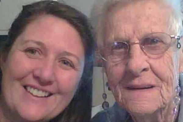 BAKA I UNUKA SU SKLOPILI DIL! Nakon što je STARICA preminula, njena MILJENICA je shvatila da RAJ POSTOJI! (FOTO)