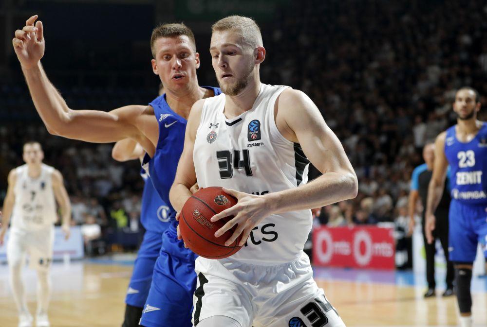 Sjajni Lendejl je postigao takođe 16 poena  