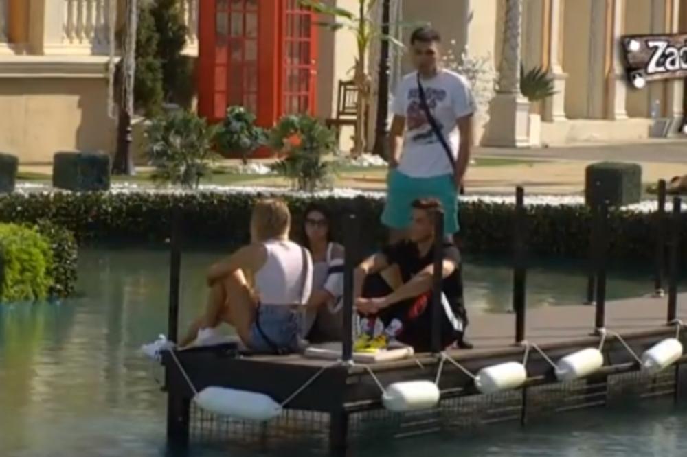 DALA JE LIKU DA JOJ PI*A U USTA, A SAD MORALIŠE: Lunin brat ozbiljno ukanalio pevačicu! (VIDEO)