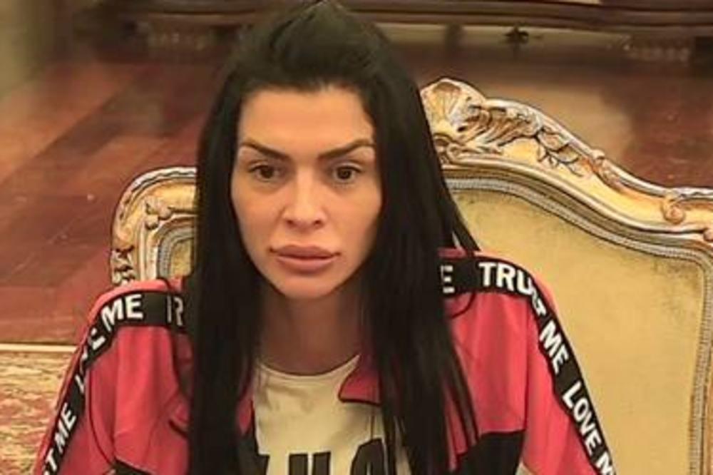 NJENA TAJNA OTKRIVENA: Produkcija došla u posed Šmizlinih NAGIH fotografija!