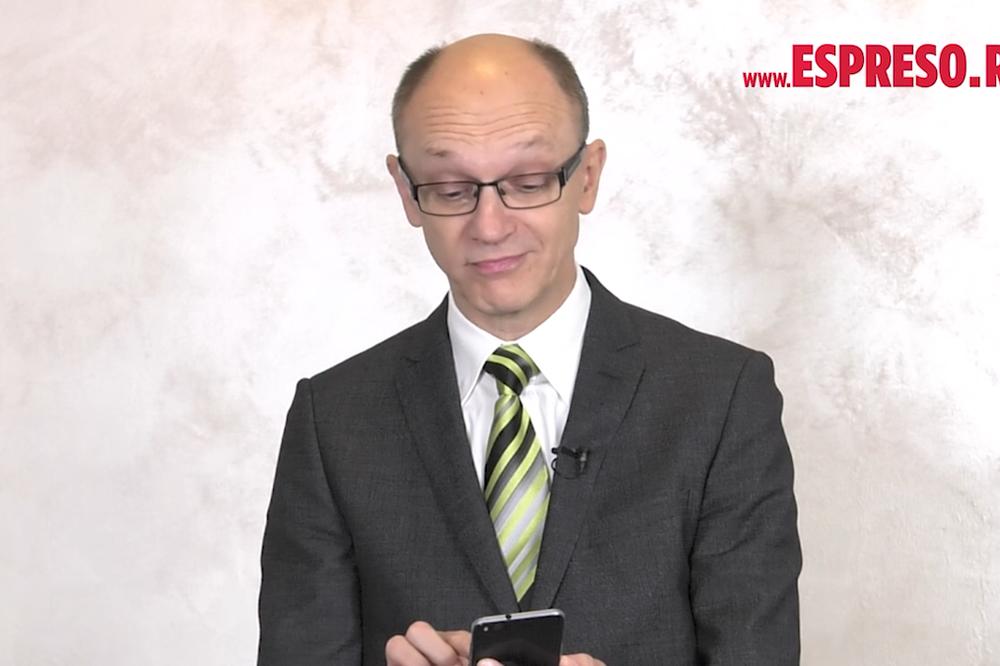 A ONDA JE SEO U AUDI OD 4.000 KUBIKA, ZAGAĐENJE KAO MILIJARDU KESA! Goran Trivan na meti besnih tviteraša (VIDEO)