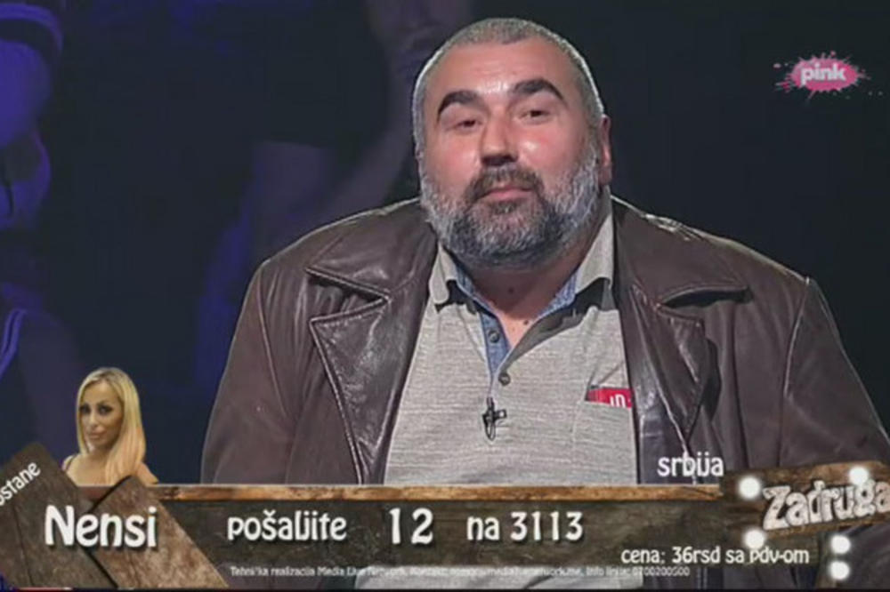 OGLASIO SE SEDAM DANA PO IZLASKU IZ ZADRUGE: Dok Suzana u rijalitiju PATI za njim, Miki UŽIVA PORED NJE (FOTO)