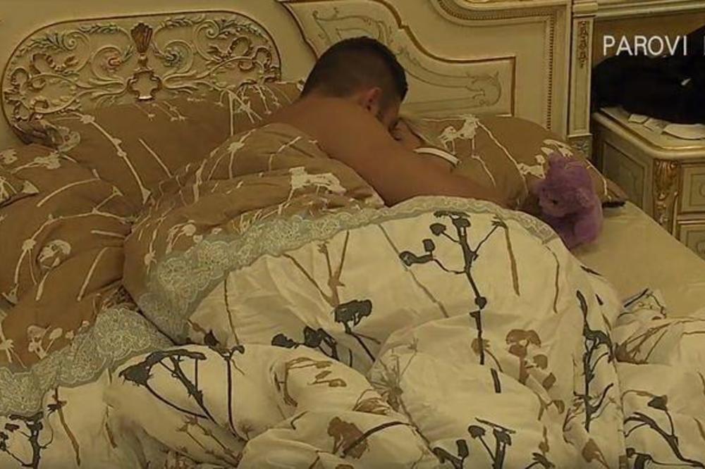 BENJAMIN NE MOŽE JEDAN DAN BEZ SE*SA! Ilijana mu oprostila pa odmah otišli u KREVET