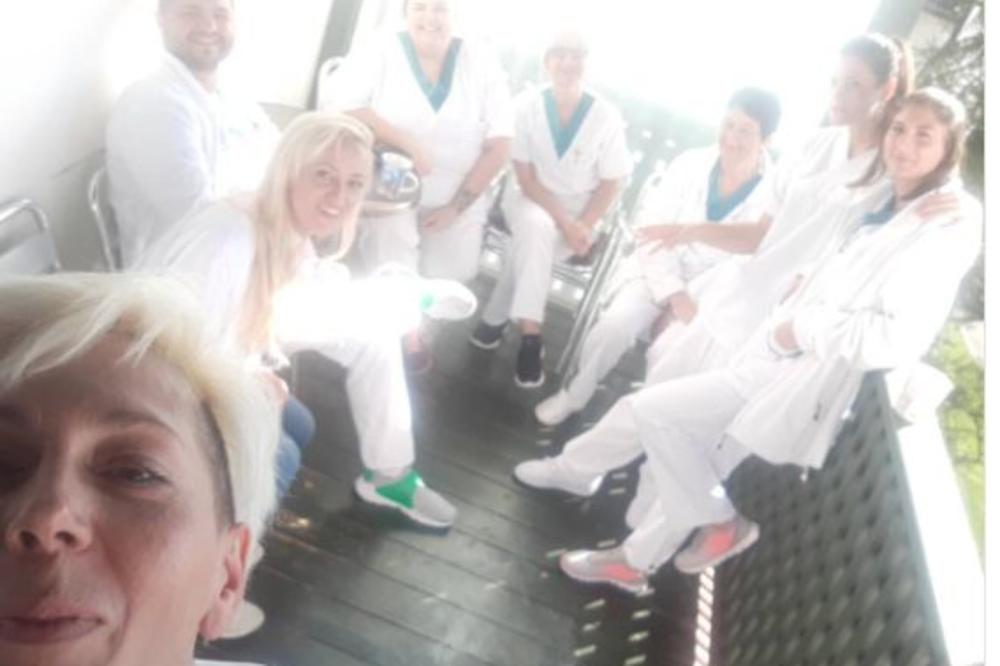 INVAZIJA SRBA NA BAVARSKU BOLNICU! Sad će svi da nauče srpski iz moranja! SELFI KOJI JE ZAPALIO SVET (FOTO)