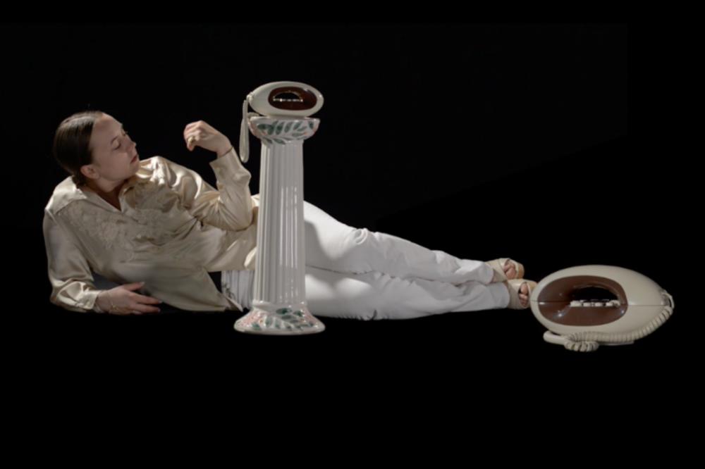 SURVIVAL OF AN ARTIST: Promocija muzičkog videa Lizan Konig