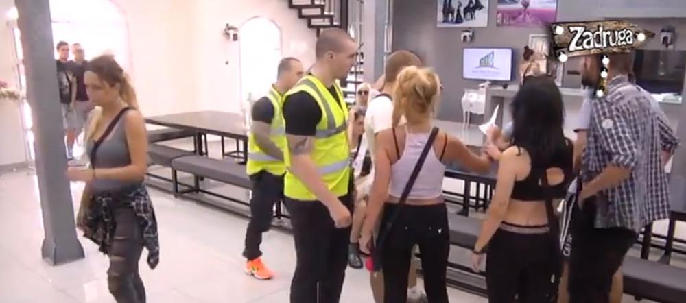 Obezbeđenje reagovalo  