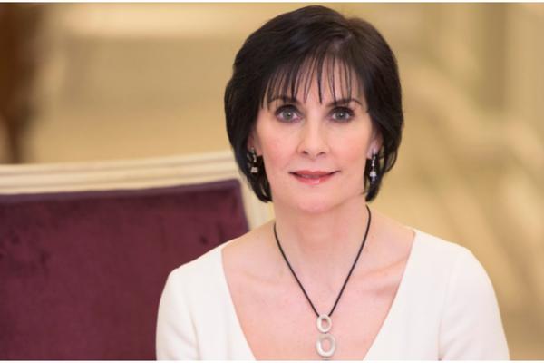 BIZARNA SUDBINA NEKAD NAJPOPULARNIJE PEVAČICE NA SVETU: Zaključala se i ne izlazi već 10 GODINA!