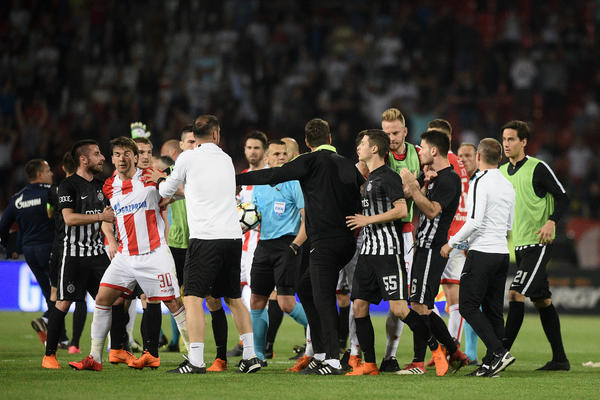 MALO KO JE OVO ZNAO: Jedan je miljenik Delija, drugi ikona Grobara, a, u stvari, njih dvojica su kumovi!