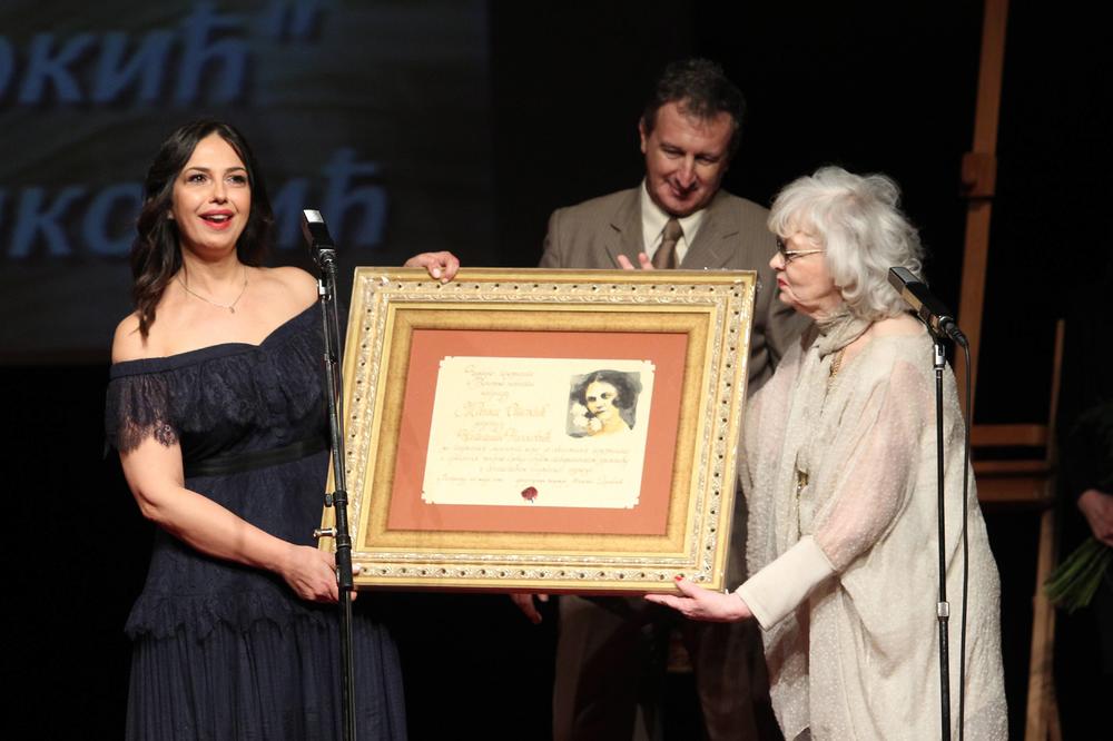 ZAUVEK!!! Nataša Ninković se biranim rečima oprostila od najbolje srpske glumice!