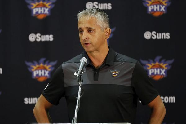 SRBINU SE DRMA KLUPA U FINIKSU: Kokoškov na udaru posle loših rezultata Sansa!