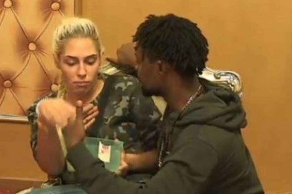 PRAVE JEDNO DRUGOM LJUBOMORNE SCENE: Coka UHVATILA Lakića u PRELJUBI pa rešila da se REVANŠIRA! (FOTO)