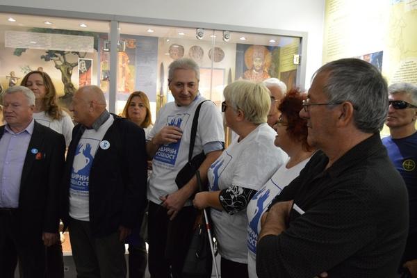 LESKOVČANIN GODINAMA TRAŽIO POSAO, NIKO MU GA NIJE DAO ZBOG NJEGOVOG PROBLEMA! Sad ga je dobio i ostao bez teksta