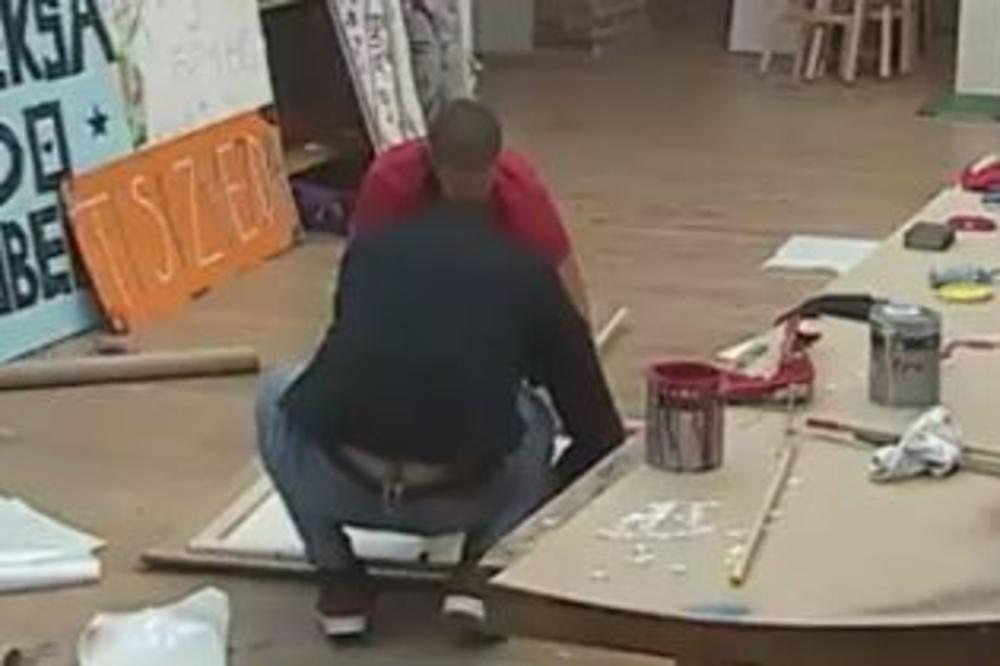 SA NJIMA NEMA ŠALE! Pre PEVAČKOG OBRAČUNA detaljno ulepšali TRANSPARENT sa kojim će pokušati da IZDOMINIRAJU!