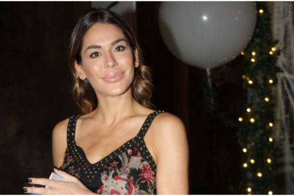 PA OVO JE ČITAVA NEČIJA PLATA: Marina Visković se pohvalila čarapama od 180 evra!