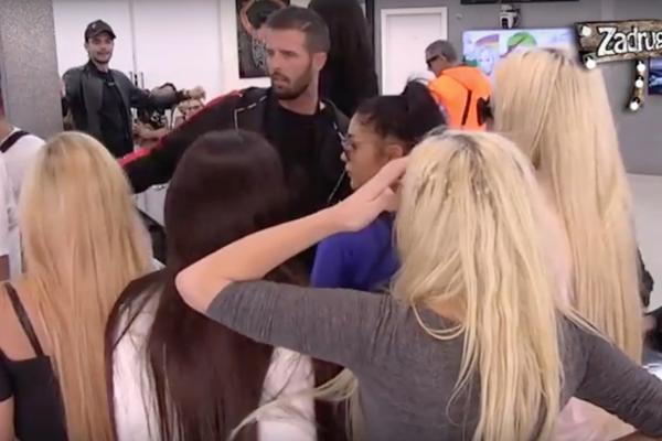 SLEDI NOVA DISKVALIFIKACIJA?! Zadrugar PO TREĆI PUT pokušao da pobegne! Ovog puta preko krova!