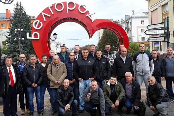 30 NEŽENJA IZ JAVNIH PREDUZEĆA O TROŠKU NIŠLIJA TRAŽILI LJUBAV U RUSIJI: Kako je plaćena potraga za bračnom srećom?