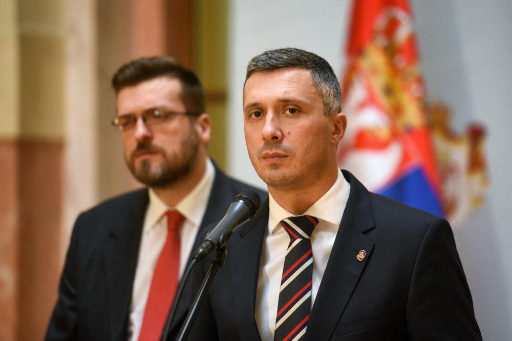 OBRADOVIĆ SE OGRADIO OD IZJAVE POSLANIKA DVERI SRĐANA NOGA: Nikakvog vešanja u Srbiji neće biti!