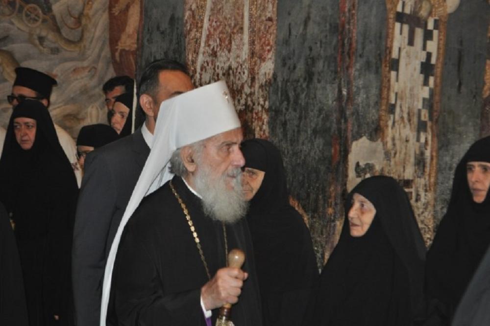 NE MOGU DA PRIHVATIM DA JE PRIZREN U DRUGOJ DRŽAVI! Patrijarh Irinej poslao moćnu poruku Srbima iz Gračanice (FOTO)