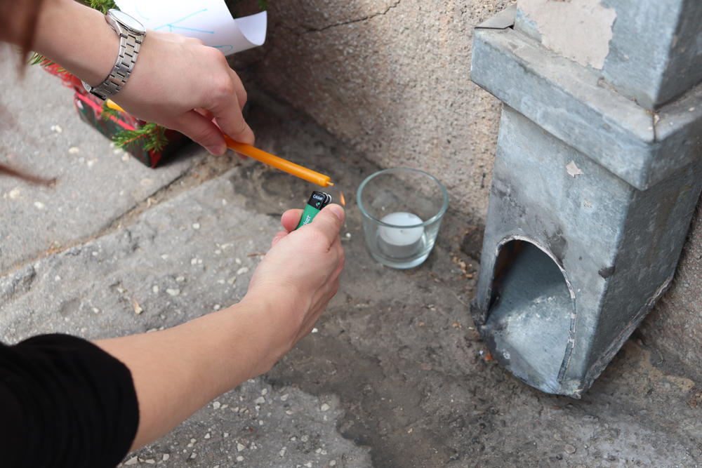 Zapalili smo sveću za pokoj duše malenog Dušana  