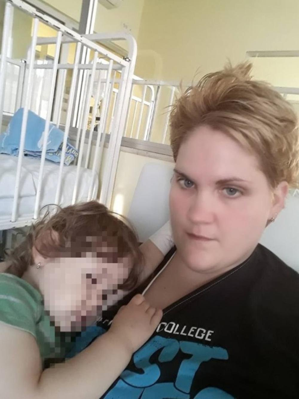 Maja Racić sa ćerkom  